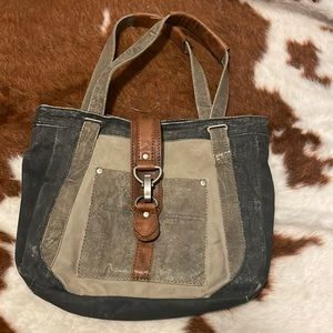 Mona B tote bag.